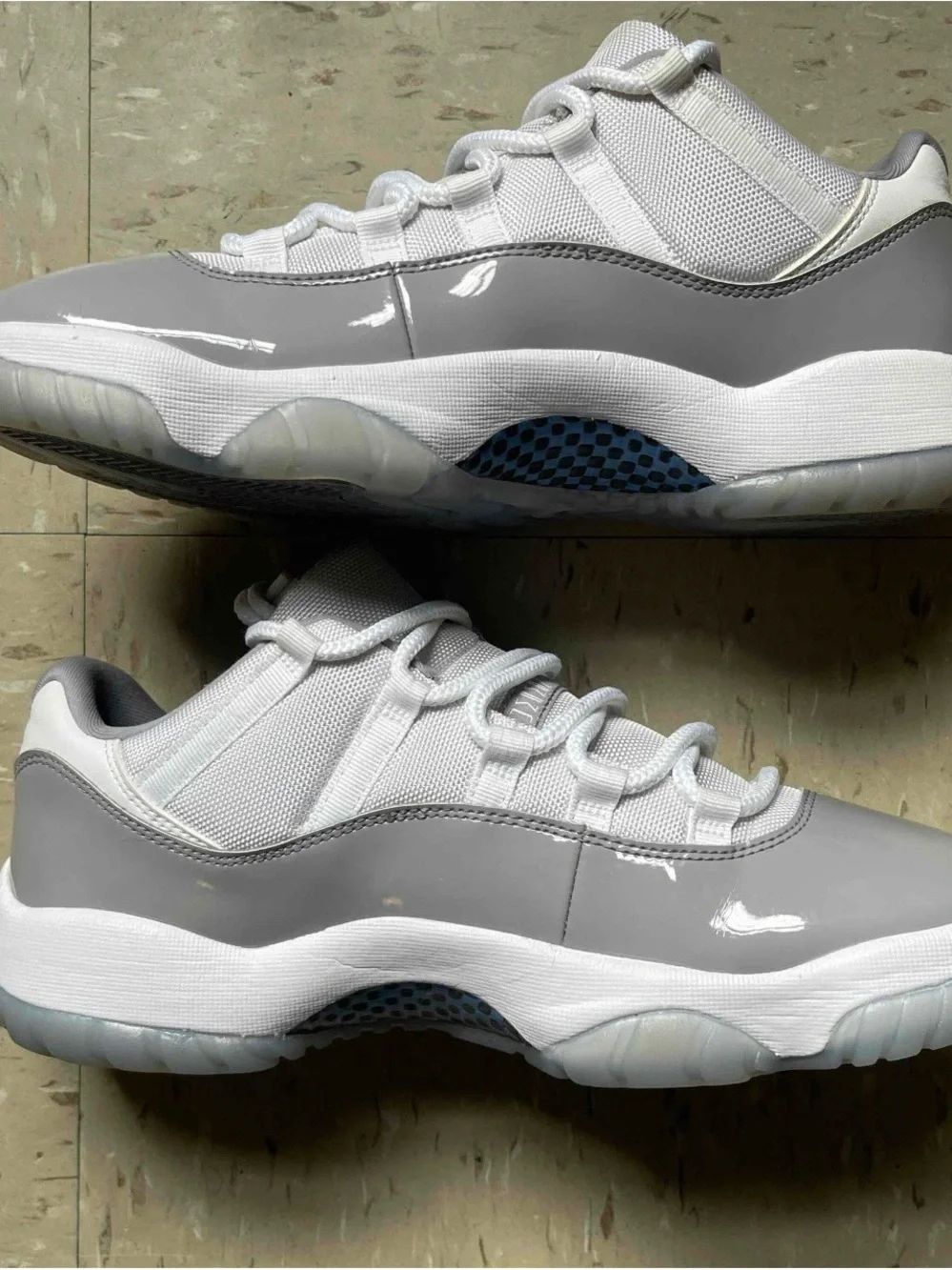 Air Jordan 11 Retro Lows Cement Gray Sz 10.5